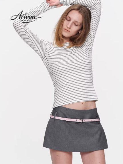 Twist Back Off-Shoulder Slim Tee